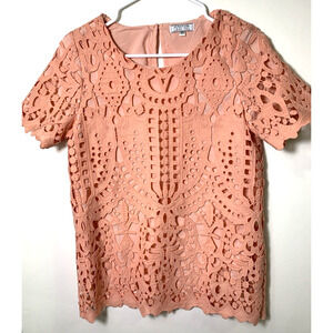 Darling Pink Lace XS Overlay Short Sleeve Women's Top.